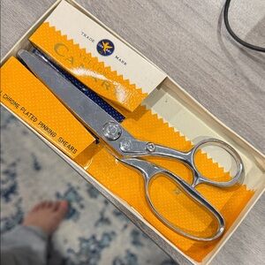 Vintage Silver Pinking Shears Yellow Canary